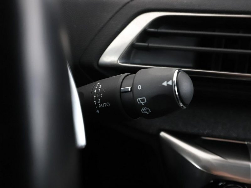 Peugeot 3008 Automat PDC tempomat klima auto navi bluetooth II (2016-)