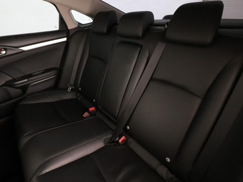 Honda Civic Executive automat skóra navi kamera grane fotele ACC LED X (2017-2021)