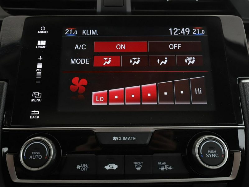 Honda Civic Executive automat skóra navi kamera grane fotele ACC LED X (2017-2021)