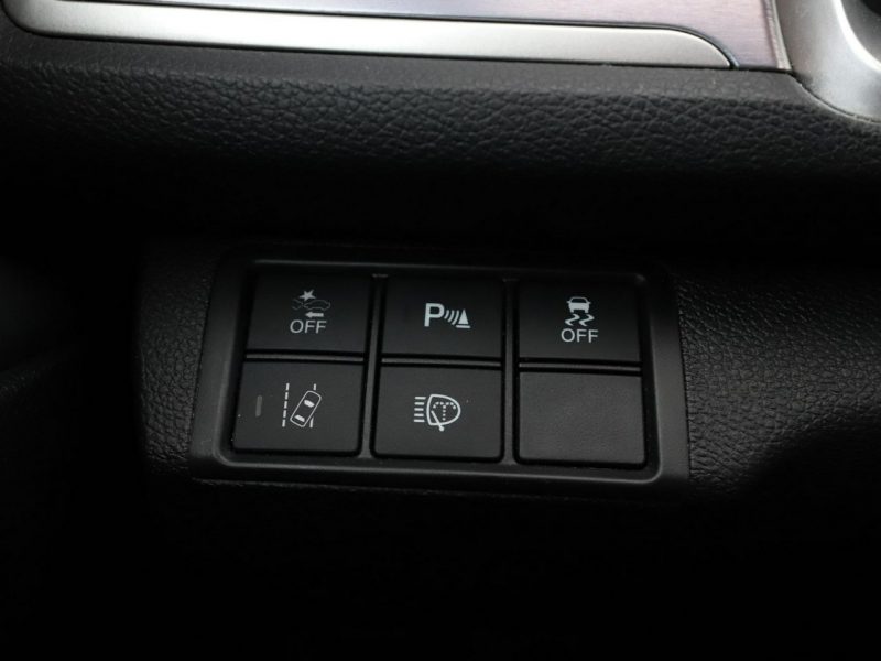 Honda Civic Executive automat skóra navi kamera grane fotele ACC LED X (2017-2021)