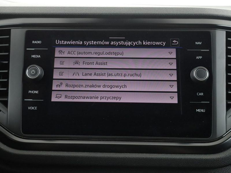 Volkswagen T-Roc navi klima auto grzane fotele czujniki parkowania