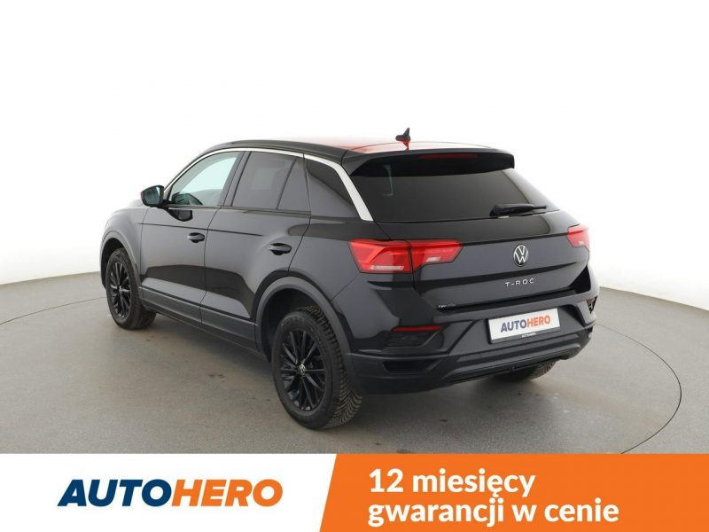 Volkswagen T-Roc navi klima auto grzane fotele czujniki parkowania