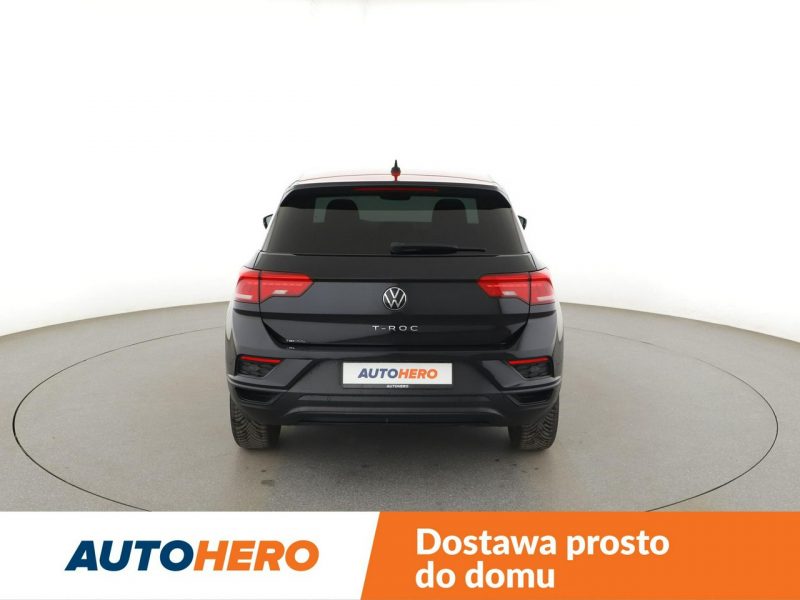 Volkswagen T-Roc navi klima auto grzane fotele czujniki parkowania