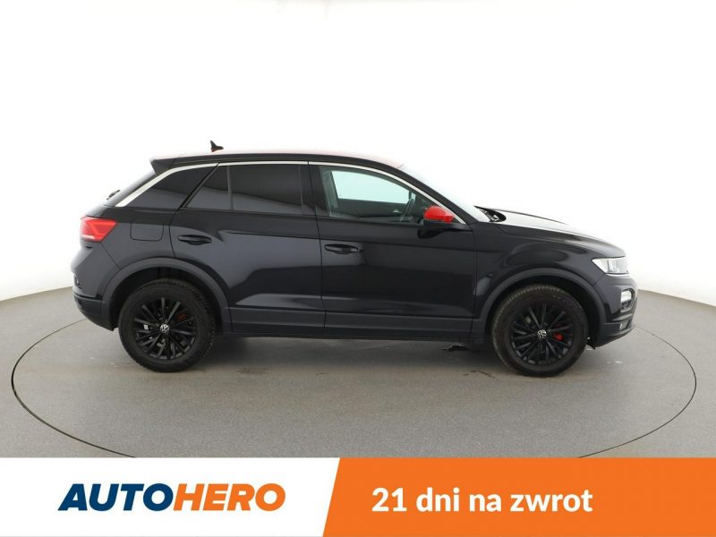 Volkswagen T-Roc navi klima auto grzane fotele czujniki parkowania