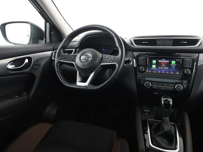 Nissan Qashqai Automat full LED panorama tempomat klima auto navi bluetooth II (2013-2021)
