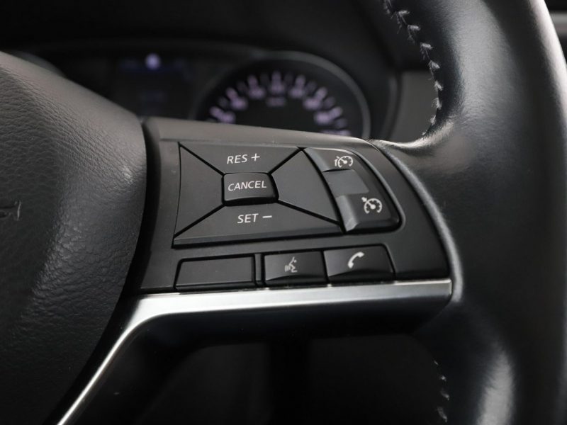 Nissan Qashqai Automat full LED panorama tempomat klima auto navi bluetooth II (2013-2021)