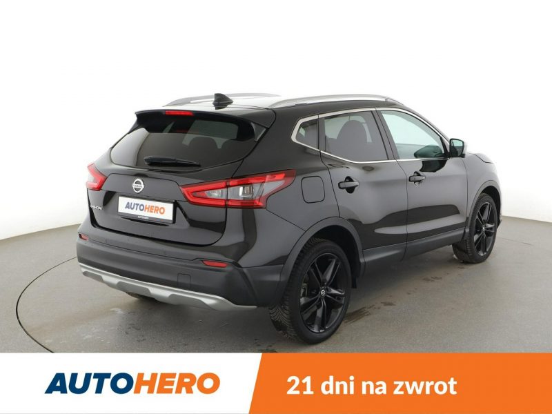 Nissan Qashqai Automat full LED panorama tempomat klima auto navi bluetooth II (2013-2021)