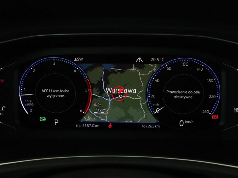 Volkswagen T-Roc Carat 4motion automat virtual PDC-kamera climatronic navi ACC LED