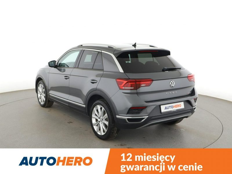 Volkswagen T-Roc Carat 4motion automat virtual PDC-kamera climatronic navi ACC LED