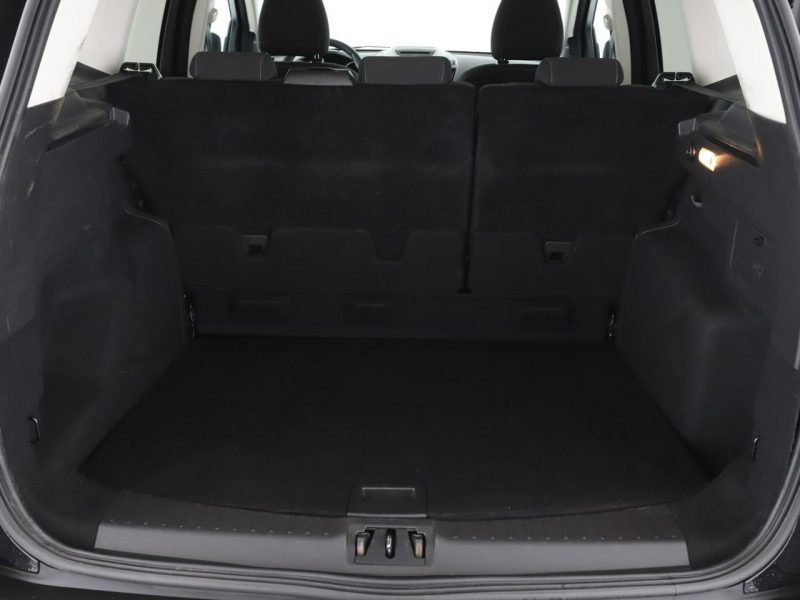 Ford Kuga PDC klima auto grzana szyba navi bluetooth hak II (2012-)