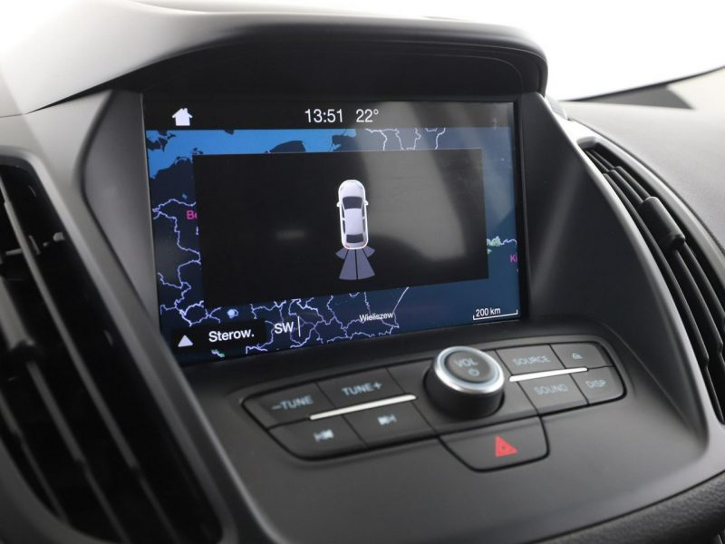 Ford Kuga PDC klima auto grzana szyba navi bluetooth hak II (2012-)