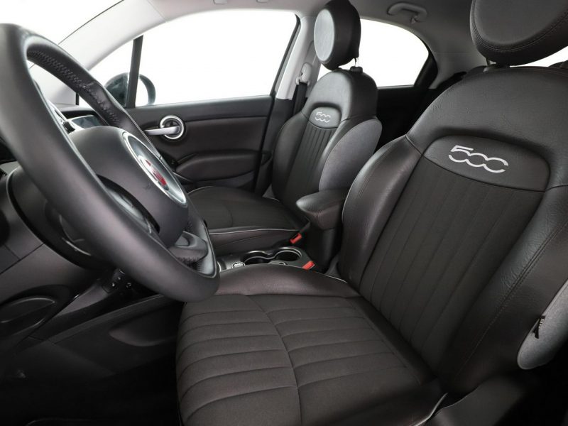 Fiat 500x navi klima auto bi-xenon grzane fotele czujniki parkowania