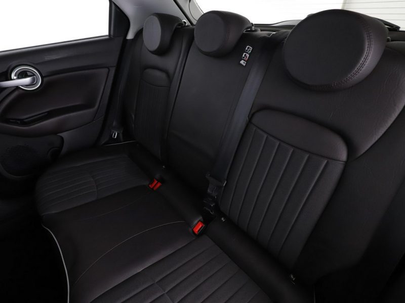 Fiat 500x navi klima auto bi-xenon grzane fotele czujniki parkowania
