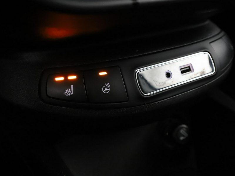 Fiat 500x navi klima auto bi-xenon grzane fotele czujniki parkowania