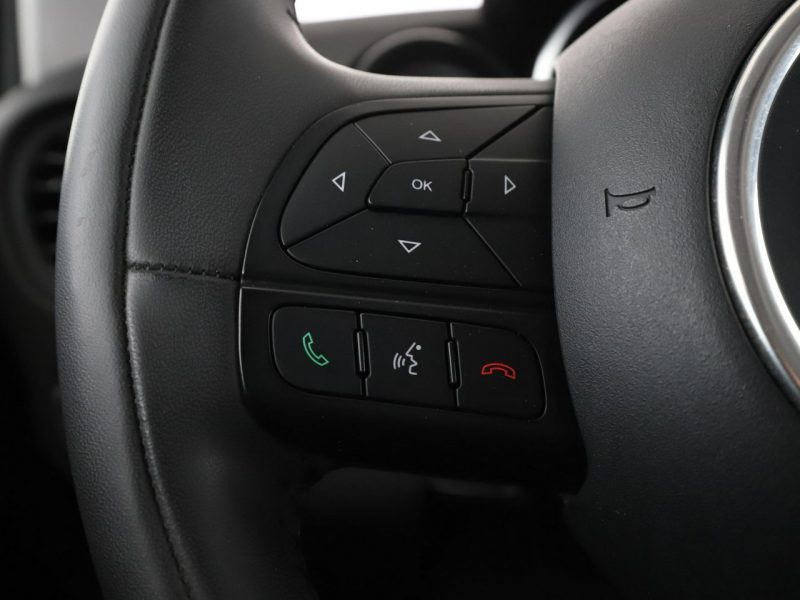 Fiat 500x navi klima auto bi-xenon grzane fotele czujniki parkowania