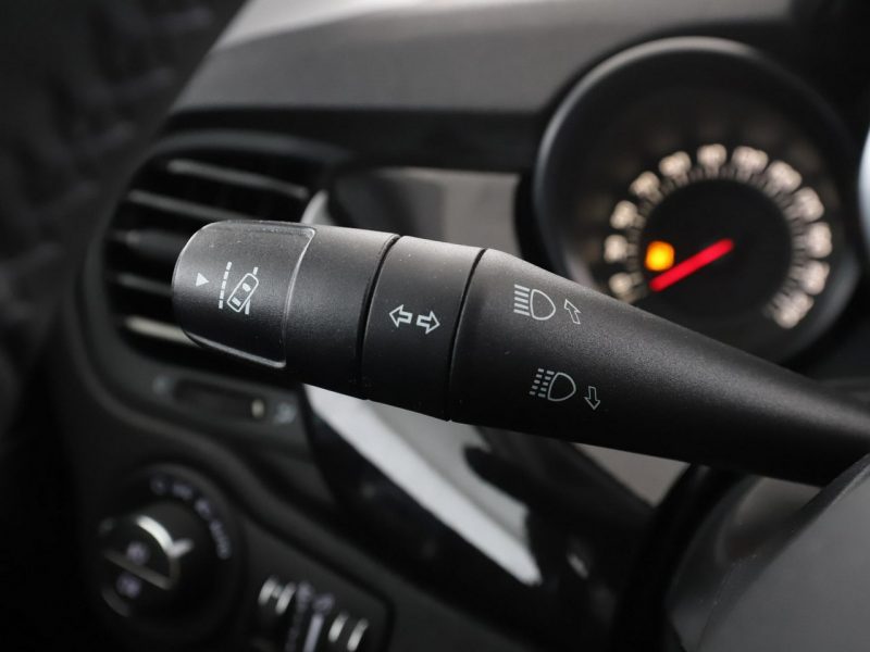Fiat 500x navi klima auto bi-xenon grzane fotele czujniki parkowania