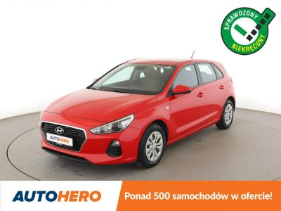 Hyundai i30 1.4 MPI niski przebieg klima ks.serwisowa tempomat asystent pasa ruchu III (2017-)