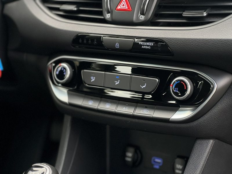Hyundai i30 Salon Polska Poleasingowy Serwis ASO VAT 23% ROCZNA GWARANCJA III (2017-)