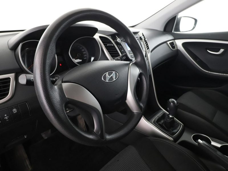 Hyundai i30 LIFT 1.4i 6MT Benzyna Klimatyzacja Komputer Elektryka ESP LED II (2012 - 2016)