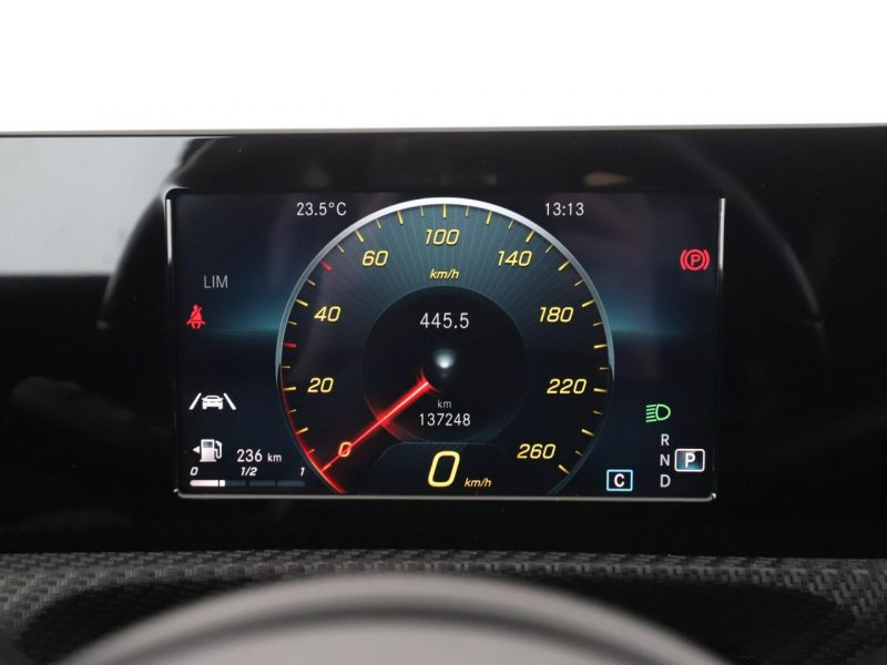 Mercedes A 180 automat full LED półskóra klima auto kamera cofania W177 (2018-)