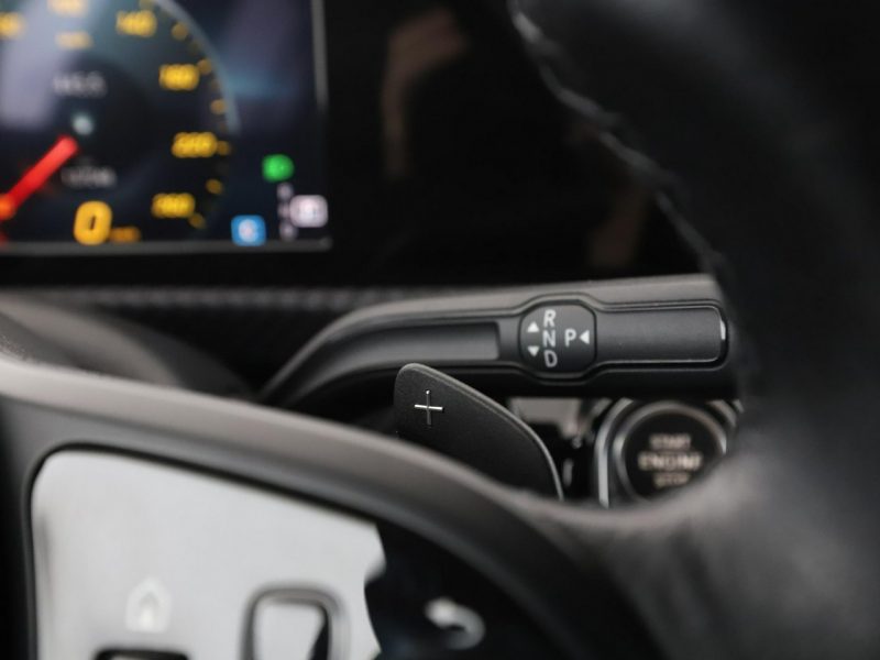 Mercedes A 180 automat full LED półskóra klima auto kamera cofania W177 (2018-)