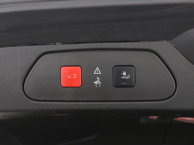 Opel Grandland X Ultimate automat 177KM skóra panorama grzane fotele navi kamera LED De