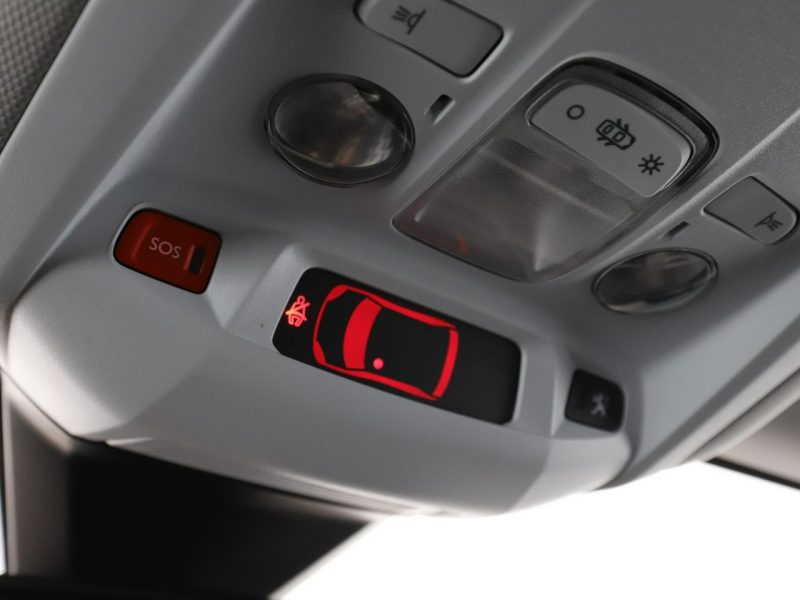 Peugeot 3008 1.5 HDi Automat Business Klimatyzacja Nawigacja Tempomat Kamera LED II (2016-)