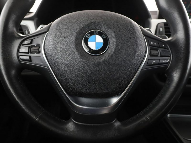 BMW 420 2.0d Automat Sport Line Tempomat Nawigacja Grzane Sportsitze PDC LED I (F32/F33/F82)