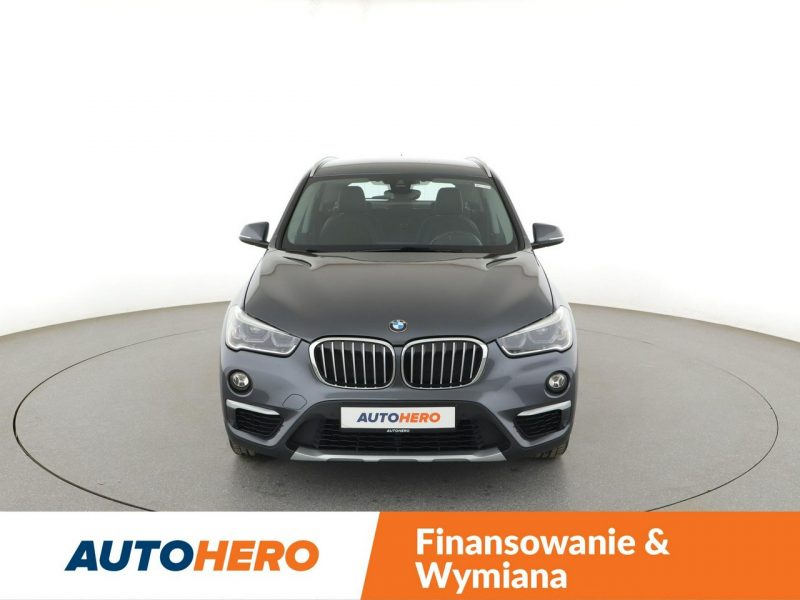 BMW X1 4x4 full LED navi półskóra grzane fotele czujniki parkowania II (F48) (2015-)
