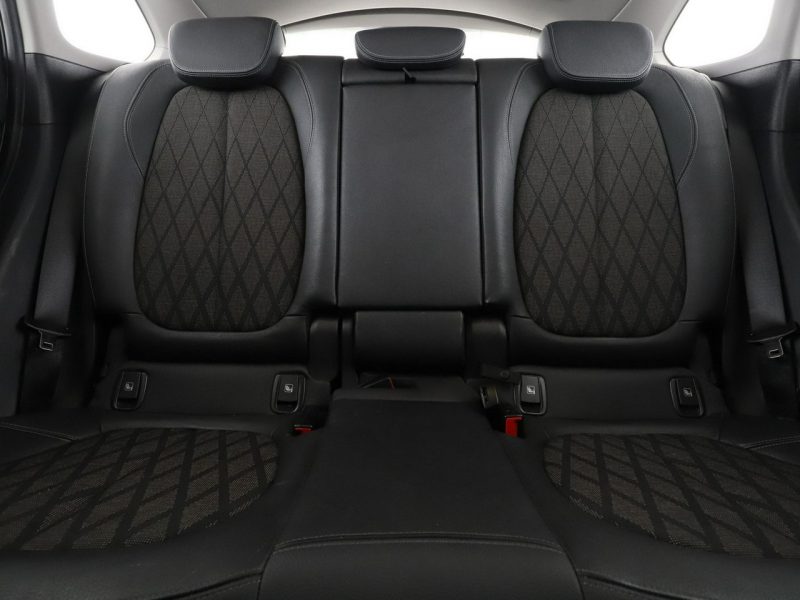 BMW X1 4x4 full LED navi półskóra grzane fotele czujniki parkowania II (F48) (2015-)