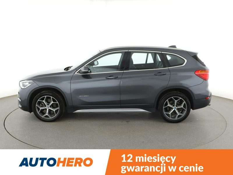 BMW X1 4x4 full LED navi półskóra grzane fotele czujniki parkowania II (F48) (2015-)