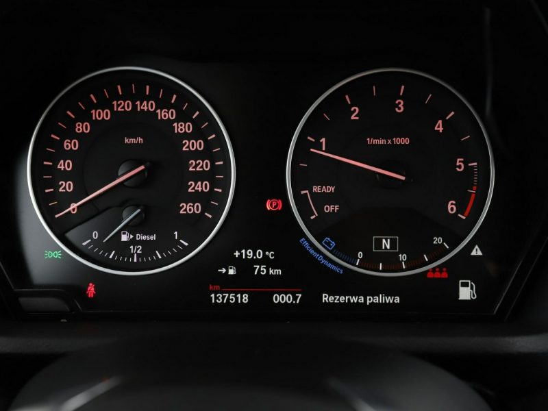 BMW X1 4x4 full LED navi półskóra grzane fotele czujniki parkowania II (F48) (2015-)