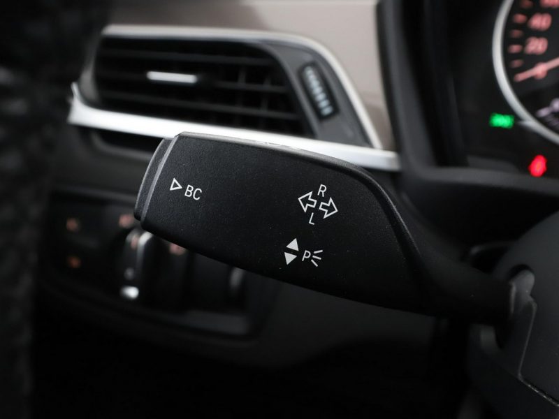 BMW X1 4x4 full LED navi półskóra grzane fotele czujniki parkowania II (F48) (2015-)