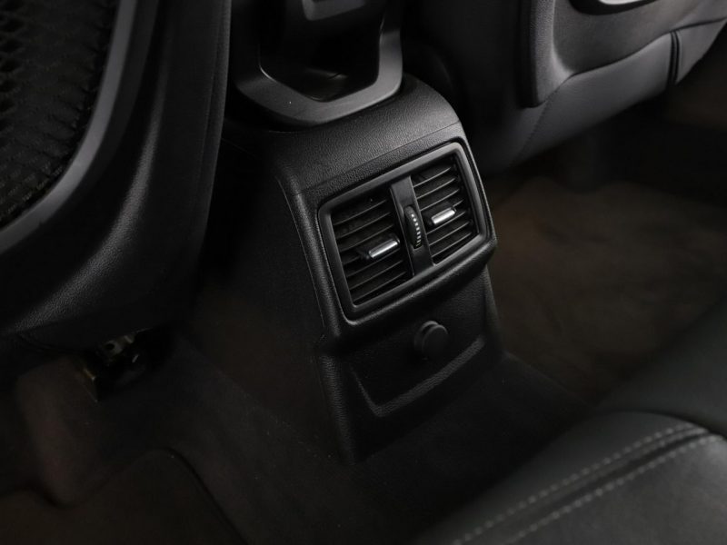 BMW X1 4x4 full LED navi półskóra grzane fotele czujniki parkowania II (F48) (2015-)