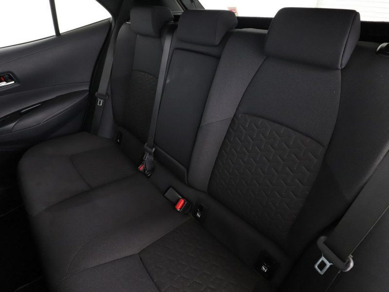 Toyota Corolla HEV full LED navi virtual cocpit klima auto grzane fotele kamera Seria E16 (2012-)