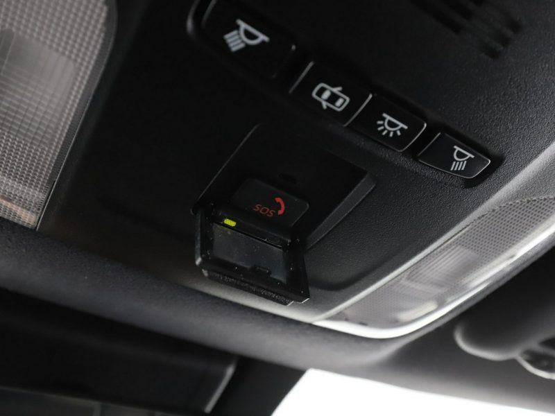 Toyota Corolla HEV full LED navi virtual cocpit klima auto grzane fotele kamera Seria E16 (2012-)