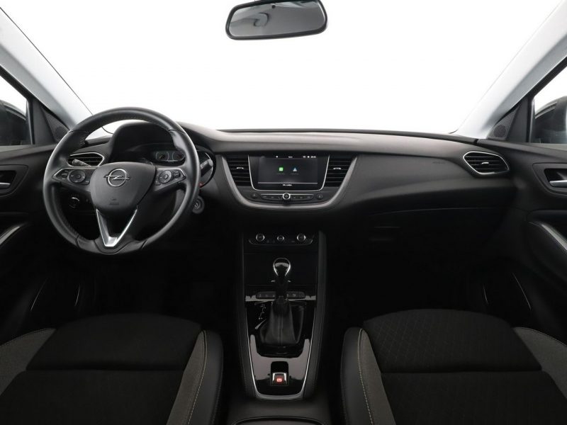 Opel Grandland X automat navi klima auto kamera i czujniki parkwania