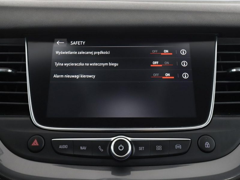 Opel Grandland X automat navi klima auto kamera i czujniki parkwania