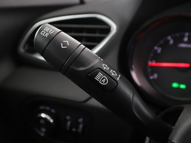 Opel Grandland X automat navi klima auto kamera i czujniki parkwania