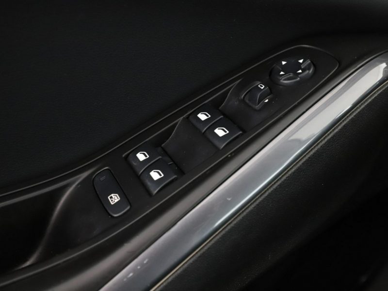 Opel Grandland X automat navi klima auto kamera i czujniki parkwania