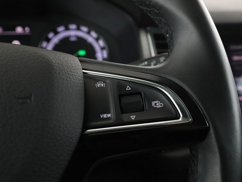 Škoda Kodiaq Style automat 150KM navi PDC-kamera grzane fotele climatronic tempomat I (2016-2024)