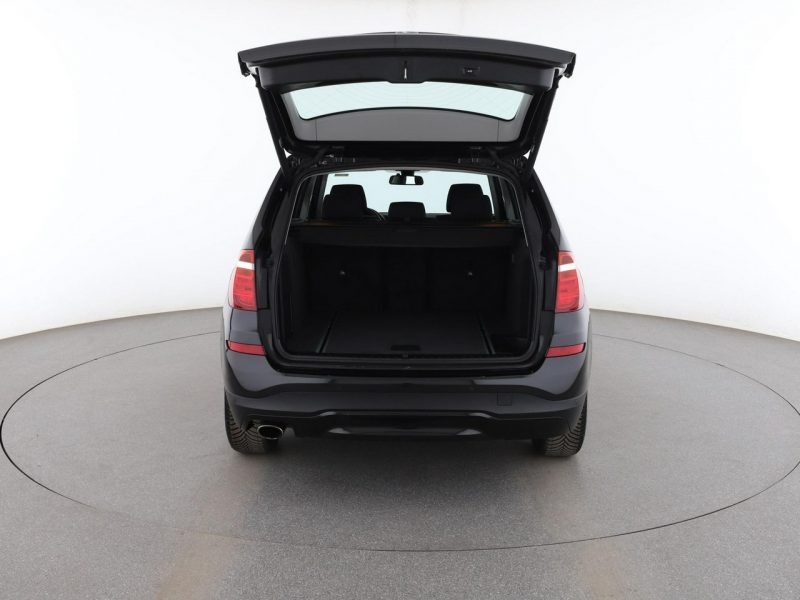 BMW X3 4x4 automat bi-xenon navi klima auto czujniki parkowania F25 (2010-)