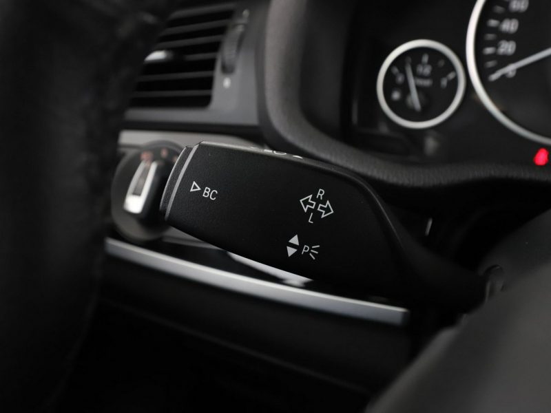 BMW X3 4x4 automat bi-xenon navi klima auto czujniki parkowania F25 (2010-)