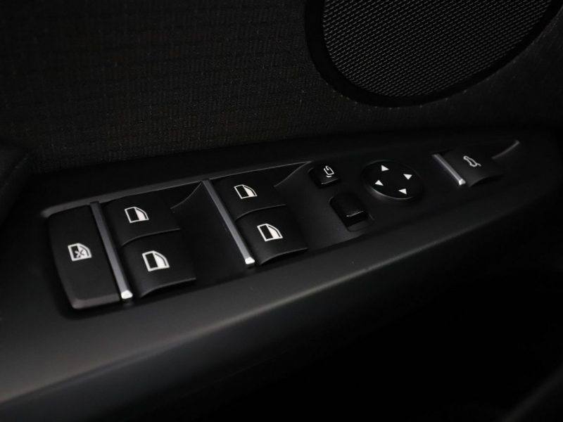BMW X3 4x4 automat bi-xenon navi klima auto czujniki parkowania F25 (2010-)