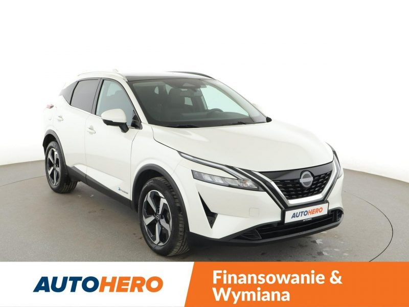 Nissan Qashqai HEV automat full LED navi kamery el sterowane fotele III (2021-)