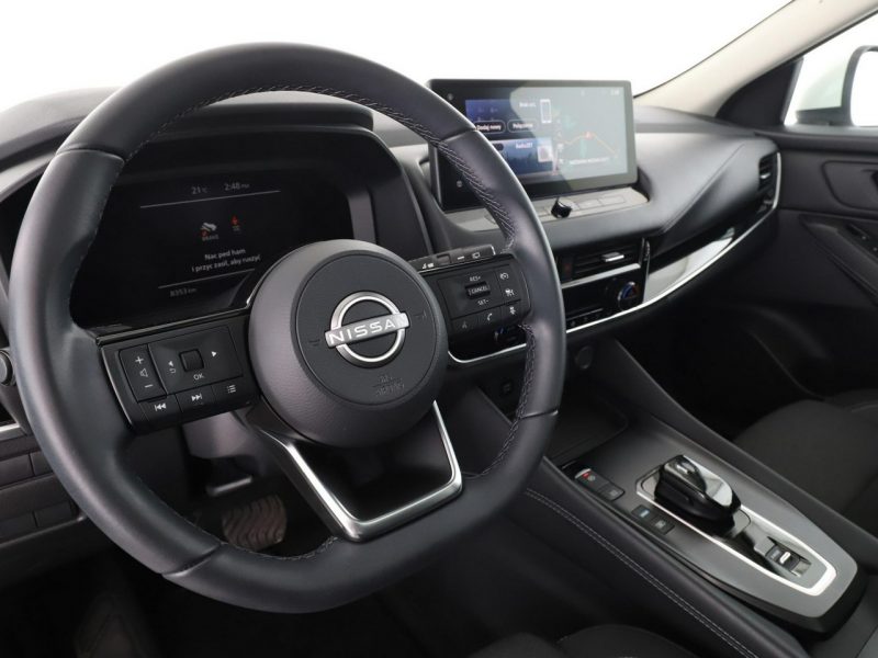 Nissan Qashqai HEV automat full LED navi kamery el sterowane fotele III (2021-)