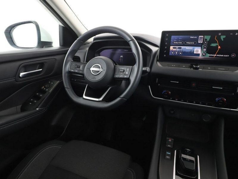 Nissan Qashqai HEV automat full LED navi kamery el sterowane fotele III (2021-)