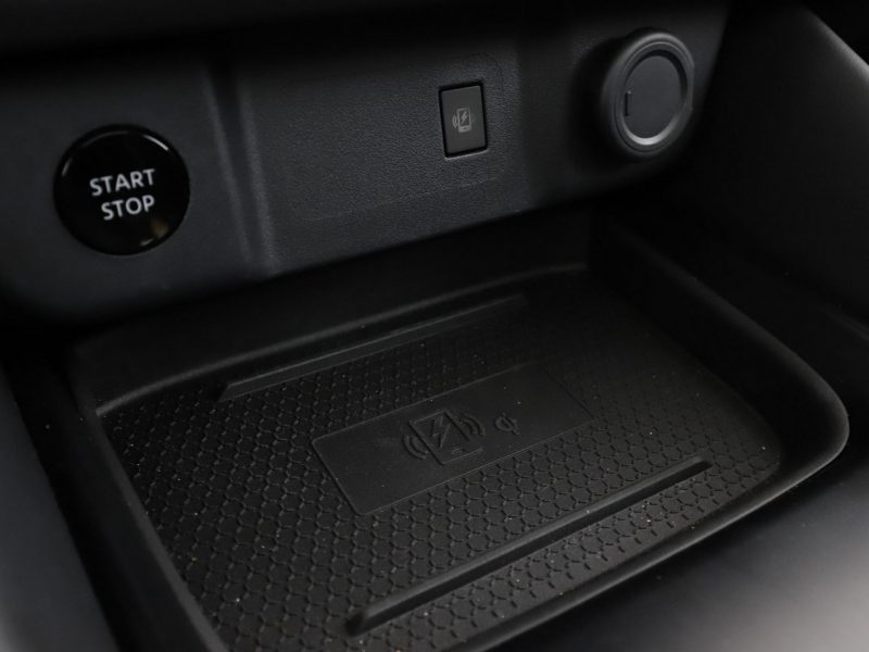 Nissan Qashqai HEV automat full LED navi kamery el sterowane fotele III (2021-)