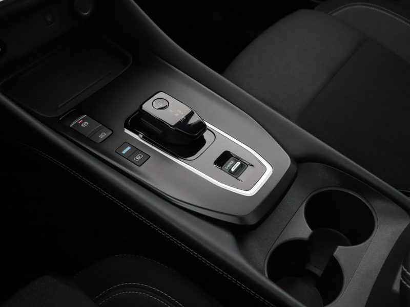 Nissan Qashqai HEV automat full LED navi kamery el sterowane fotele III (2021-)