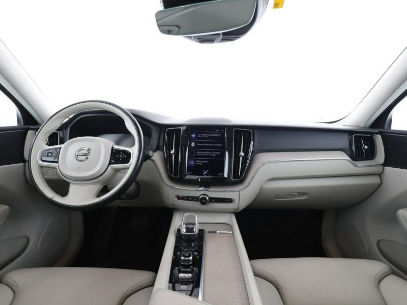 Volvo XC 60 FV23% Inscription B4-mHEV 4x4 automat skóra navi PDC-kamera ACC LED II (2017-)